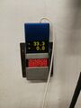 Oxygen and helium analyser for breathing gas for diving